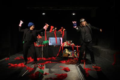 Cuentos para niños Perversos, Baychimo Teatro